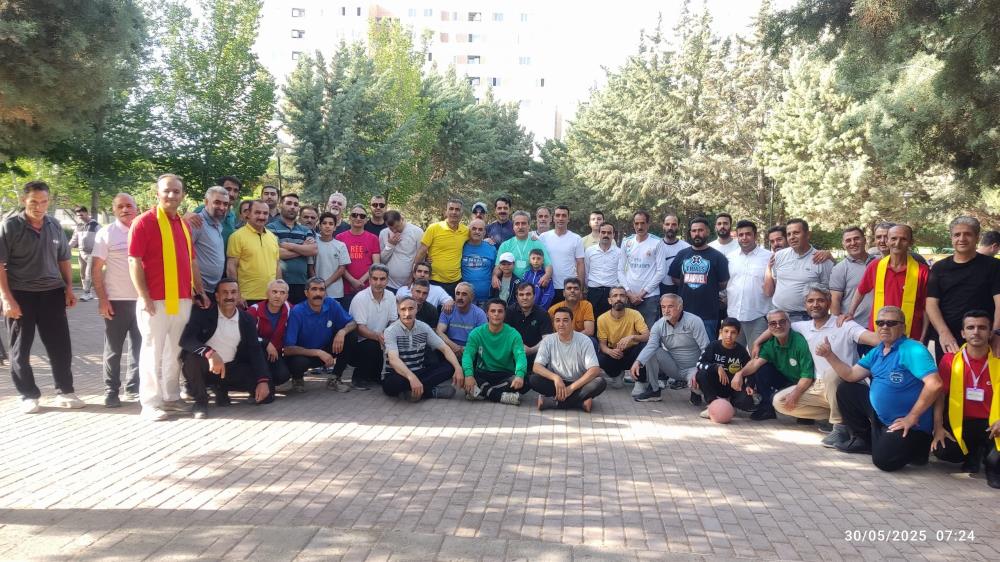 گزارش تصویری فعالیت های ورزشی مسافران وهمسفران آقا کنگره 60 نمایندگی پارک پامچال قزوین 