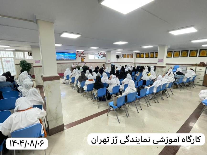 من هرطور نگاه می‌کنم، بهترین حالت درمان اعتیاد یک خانم ، متد درمانی کنگره ۶۰ است.(نمایندگی رز تهران)