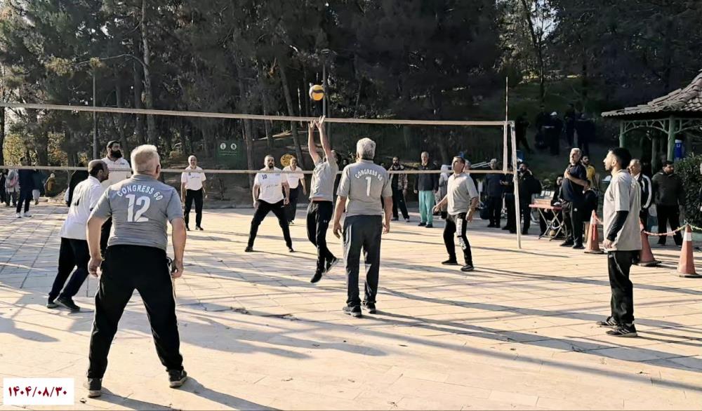 گزارش تصویری از فعالیت های ورزشی مسافران و همسفران آقا در پارک طالقانی تهران